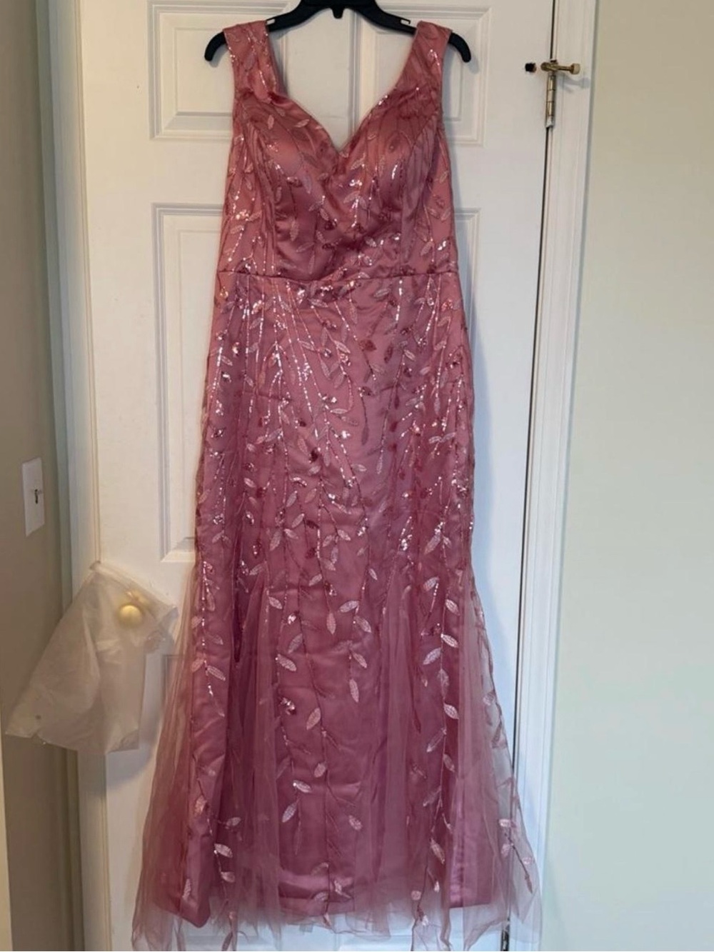Embroidered Dusty Rose V-Neck Maxi Dress